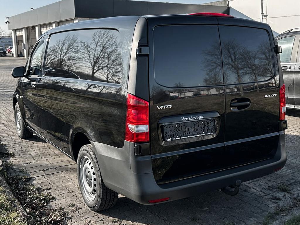 Mercedes-Benz Vito 2023