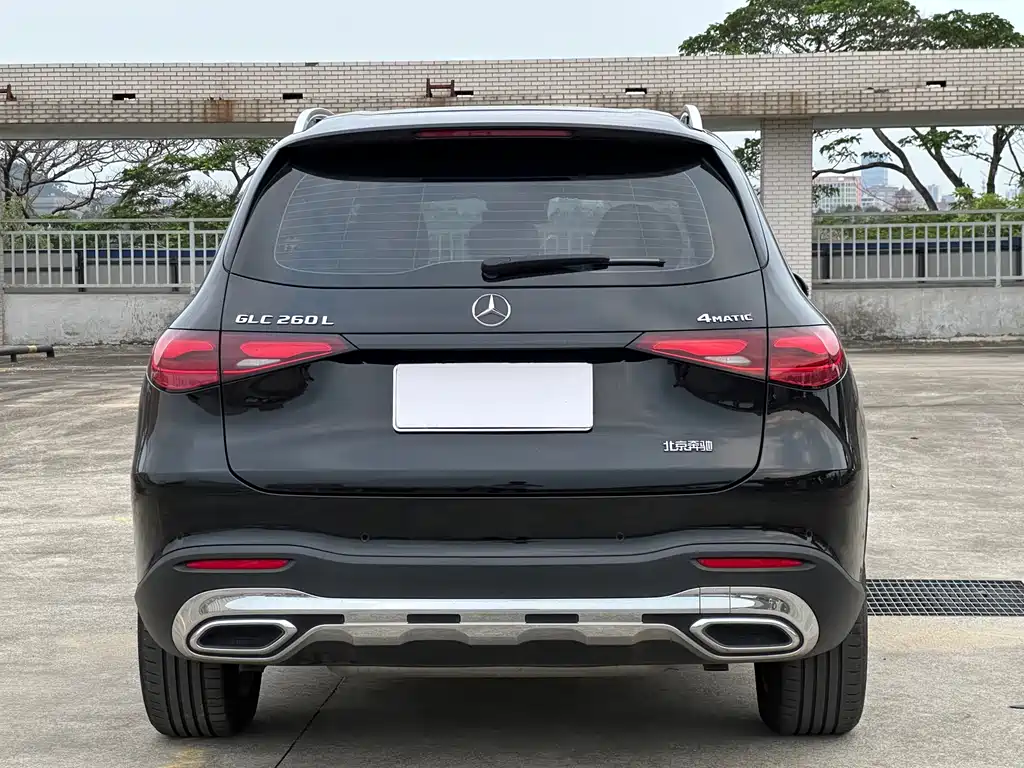 Mercedes-Benz GLC 2023