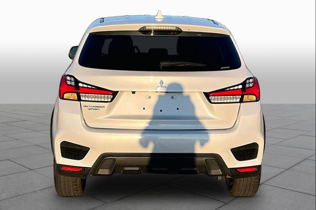 Mitsubishi Outlander Sport 2025