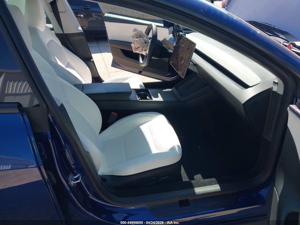 Tesla Model 3 2025