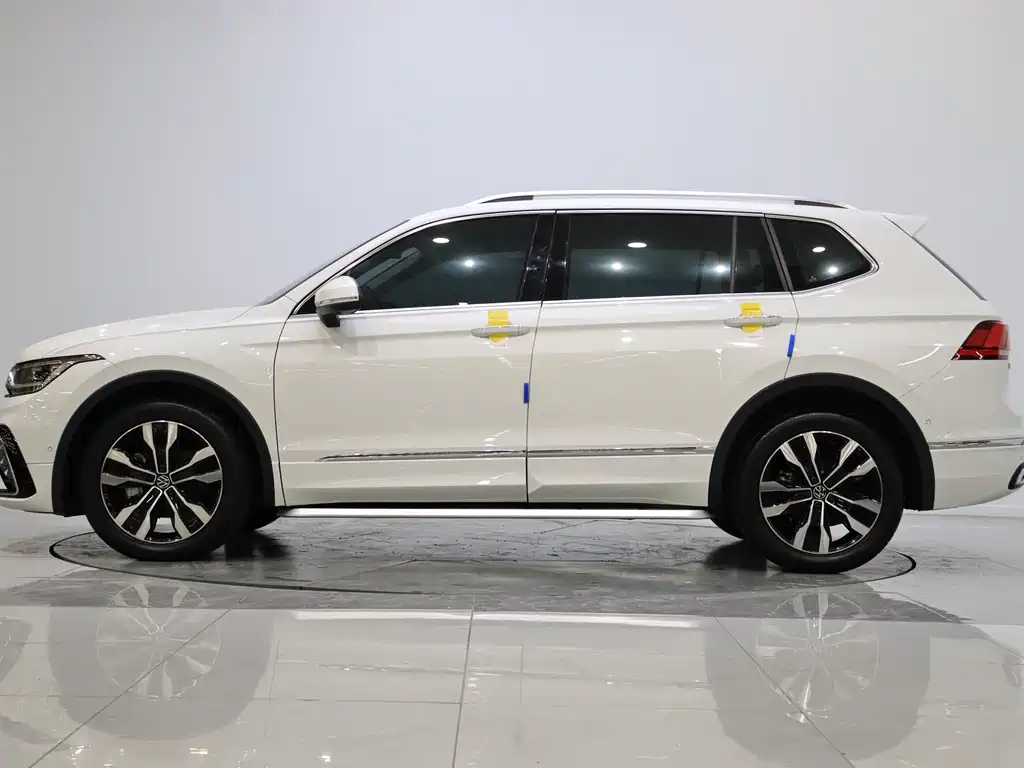 Volkswagen Tiguan 2024
