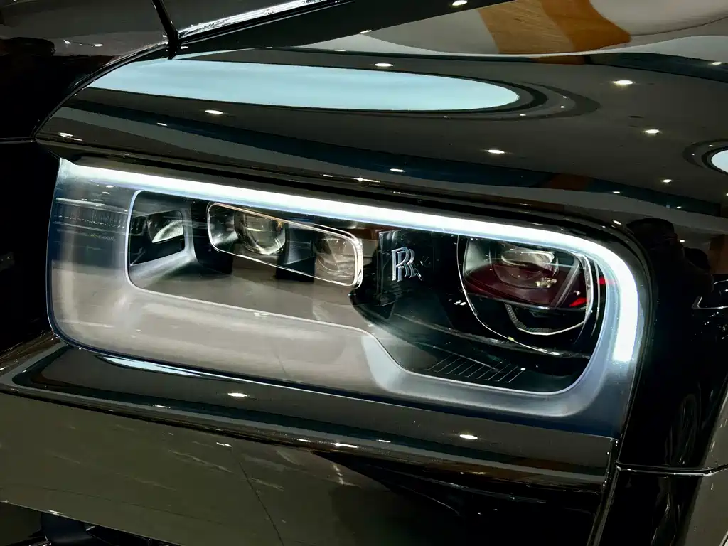 Rolls-Royce Cullinan 2023