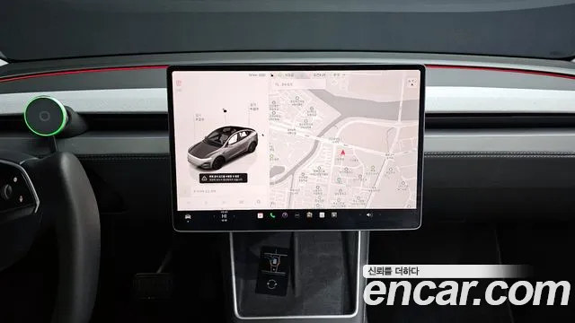 Tesla Model Y 2025