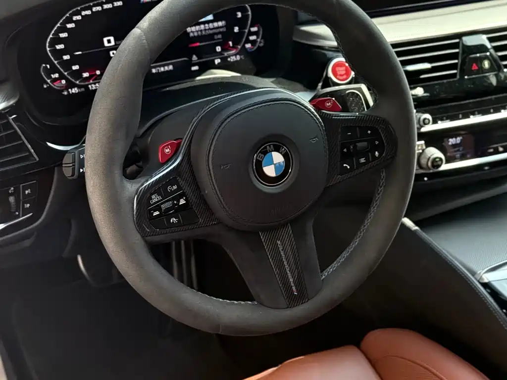 BMW M5 2020