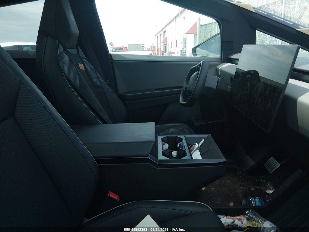 Tesla Cybertruck 2025