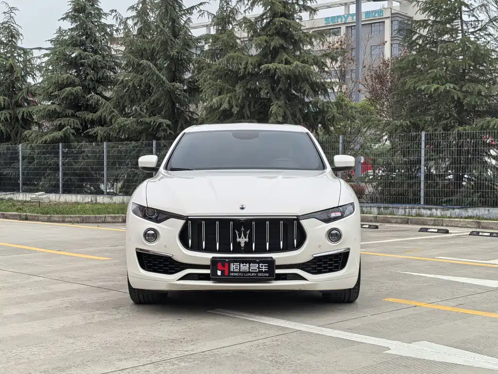 Maserati Levante 2022