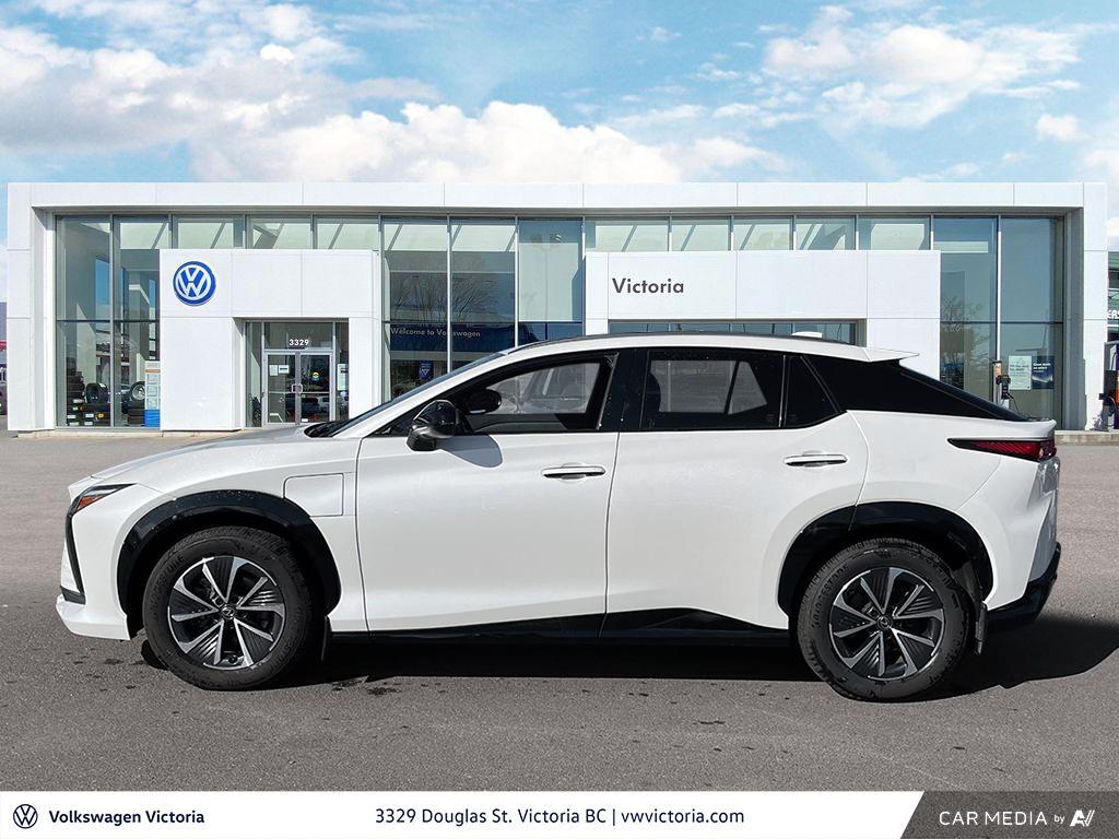 Lexus RZ 2023