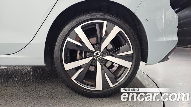 Volkswagen Golf 2025