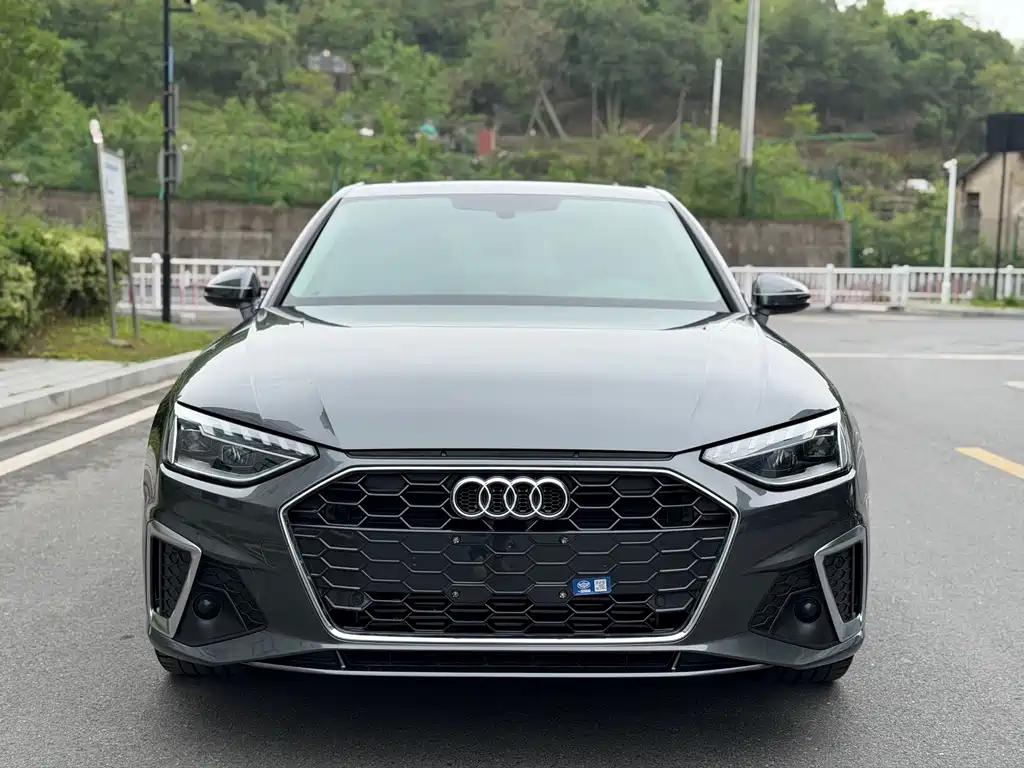 Audi A4 2022