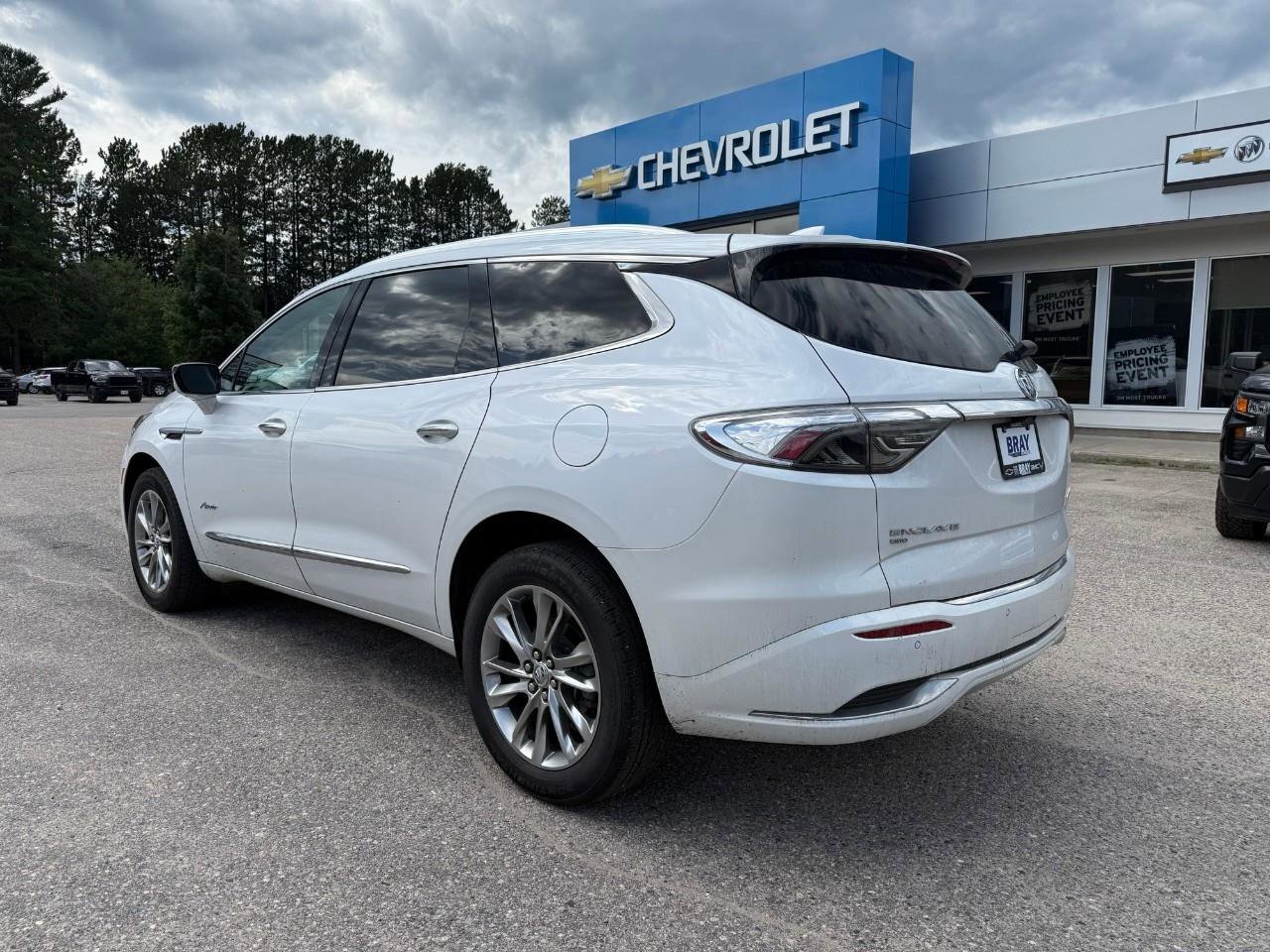 Buick Enclave 2024
