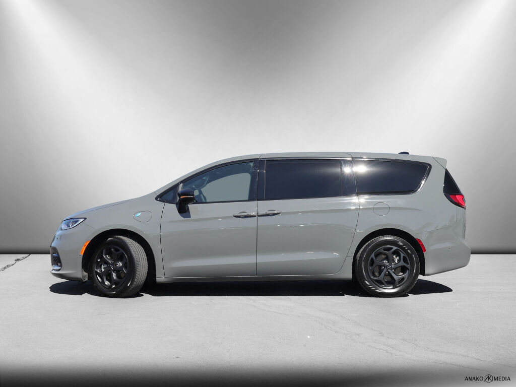 Chrysler Pacifica 2023