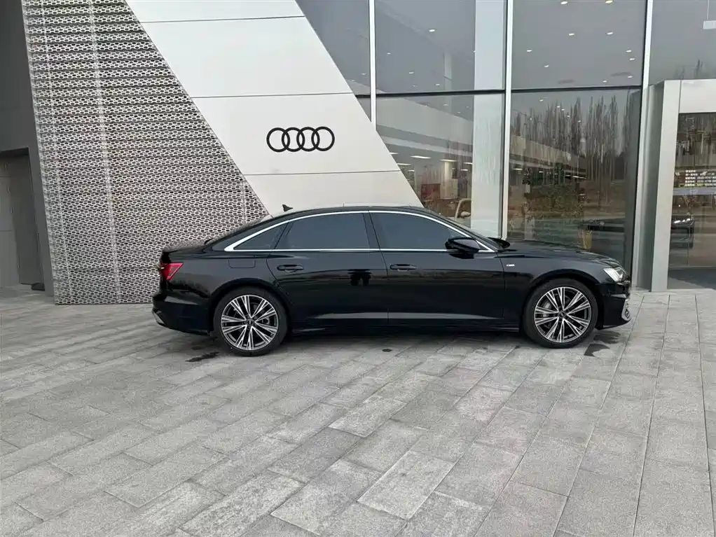 Audi A6 2024