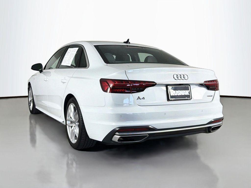 Audi A4 2023