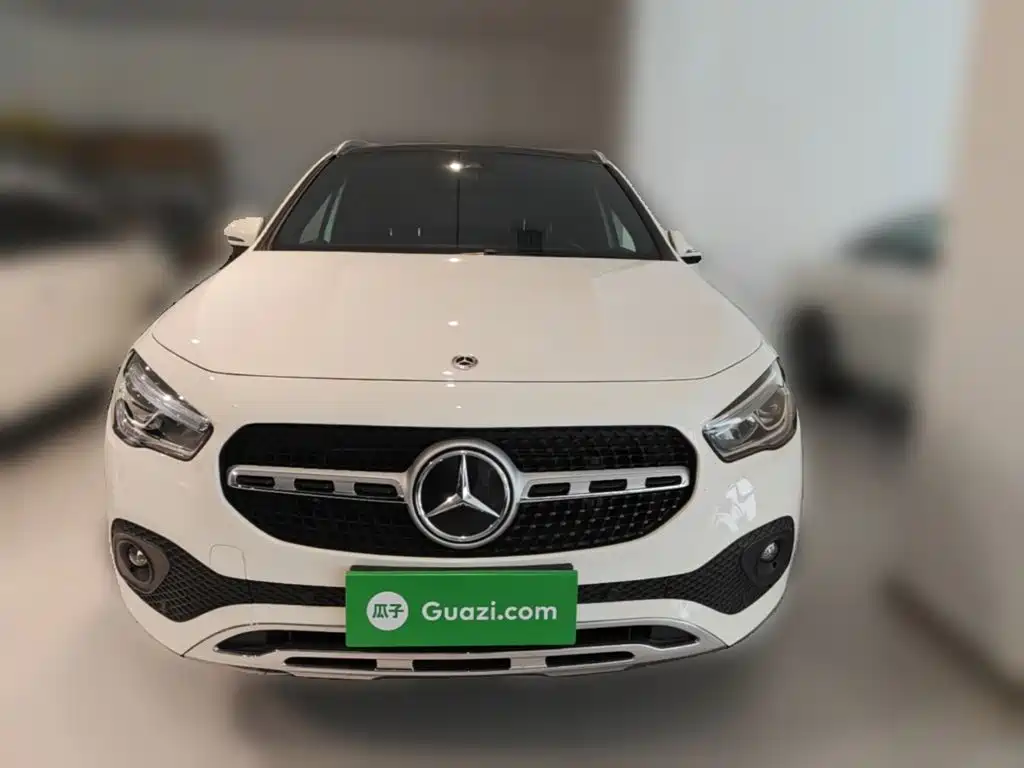 Mercedes-Benz GLA 2023