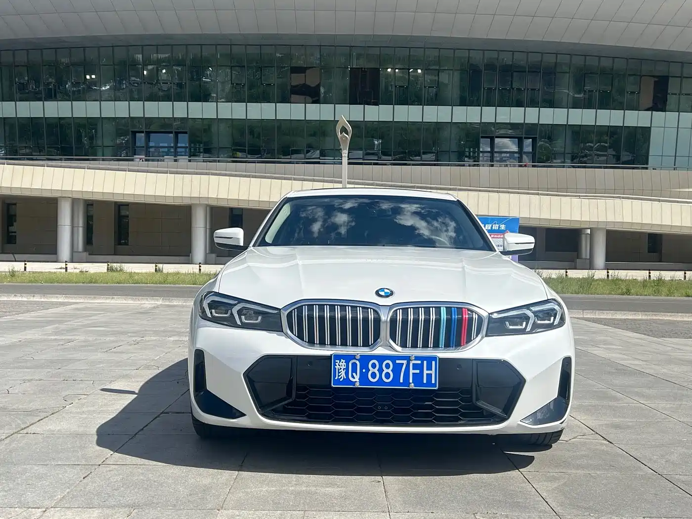 BMW 3 серии 2023