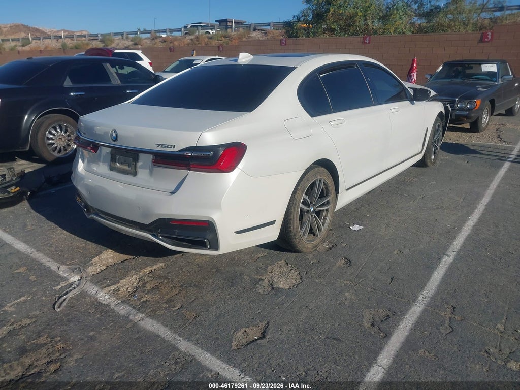 BMW 750 2021