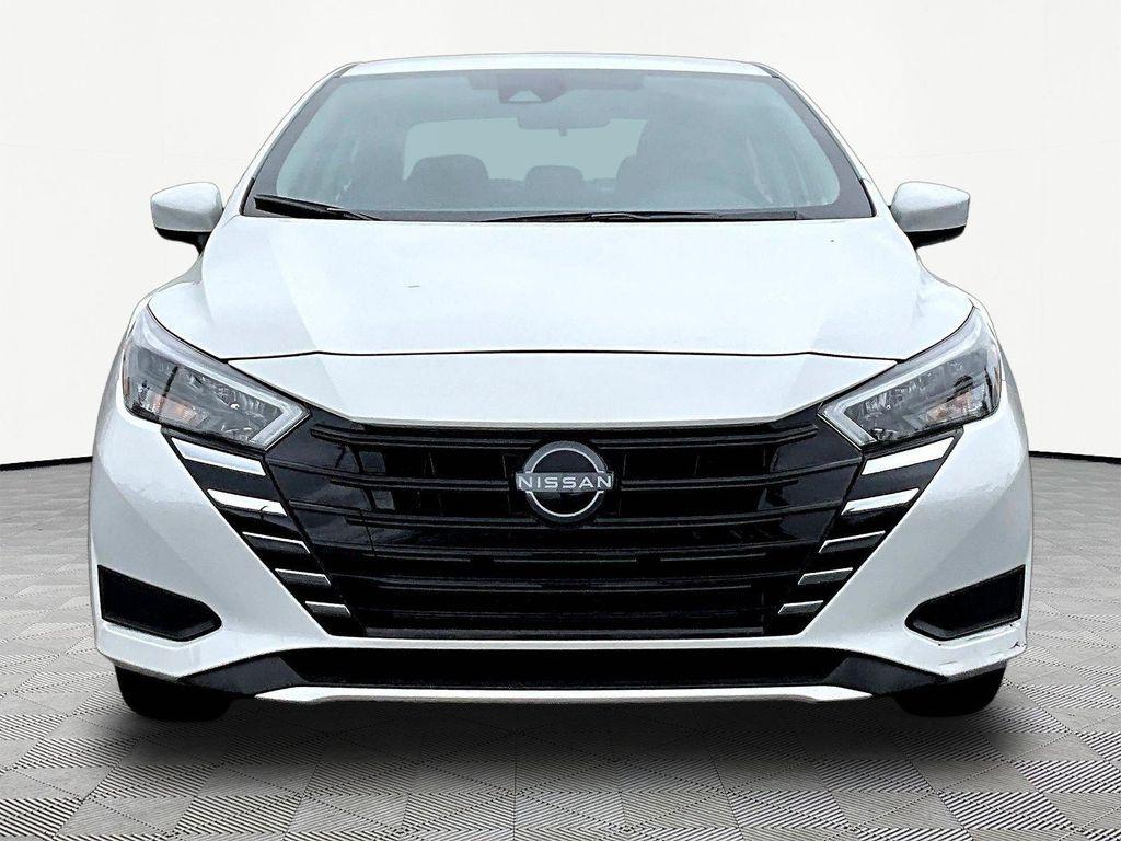 Nissan Versa 2025