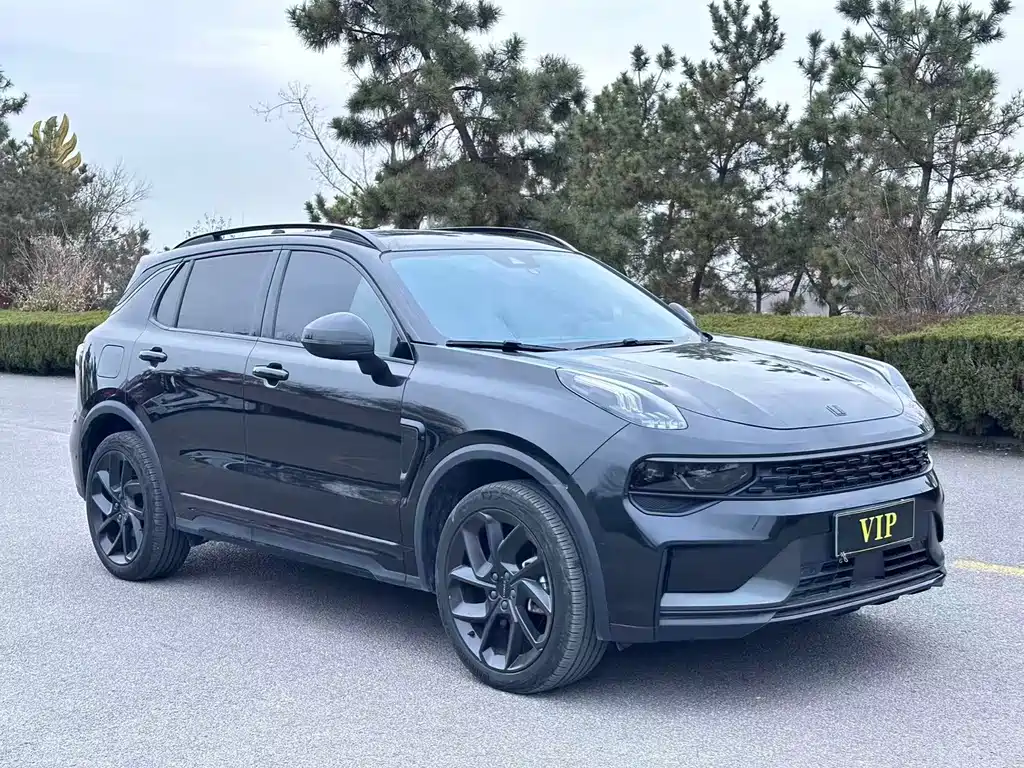 Lynk & Co 01 2022