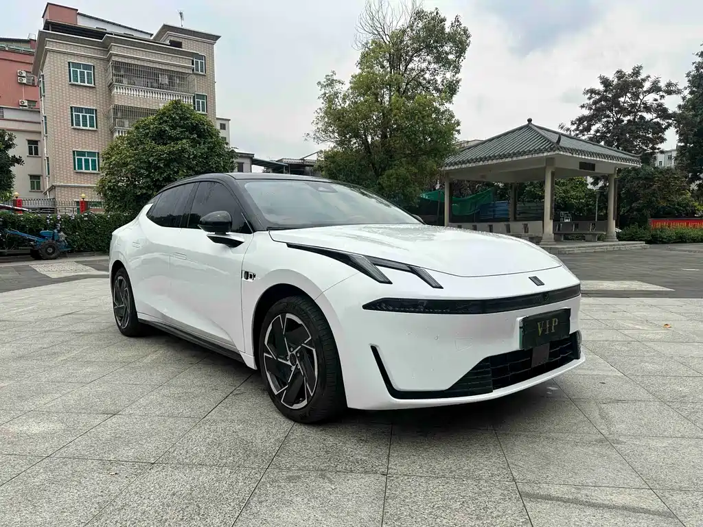 Lynk & Co 07 2024