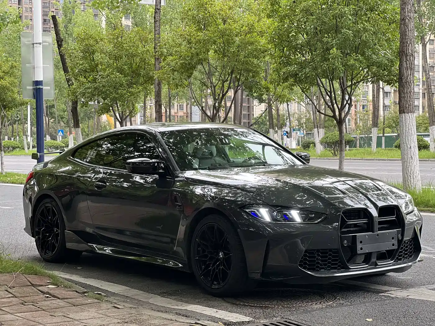 BMW M4 2025
