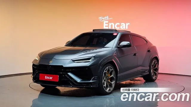 Lamborghini Urus 2024