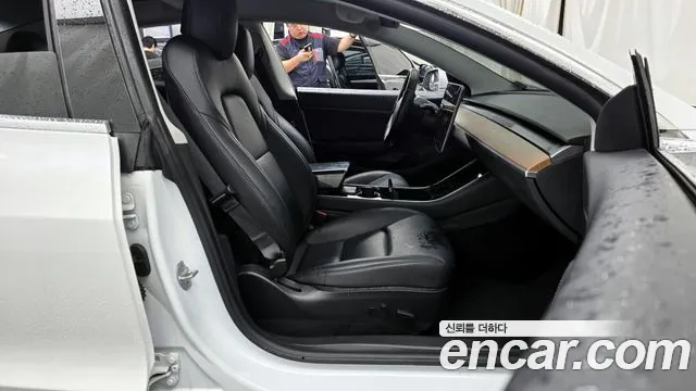 Tesla Model 3 2020