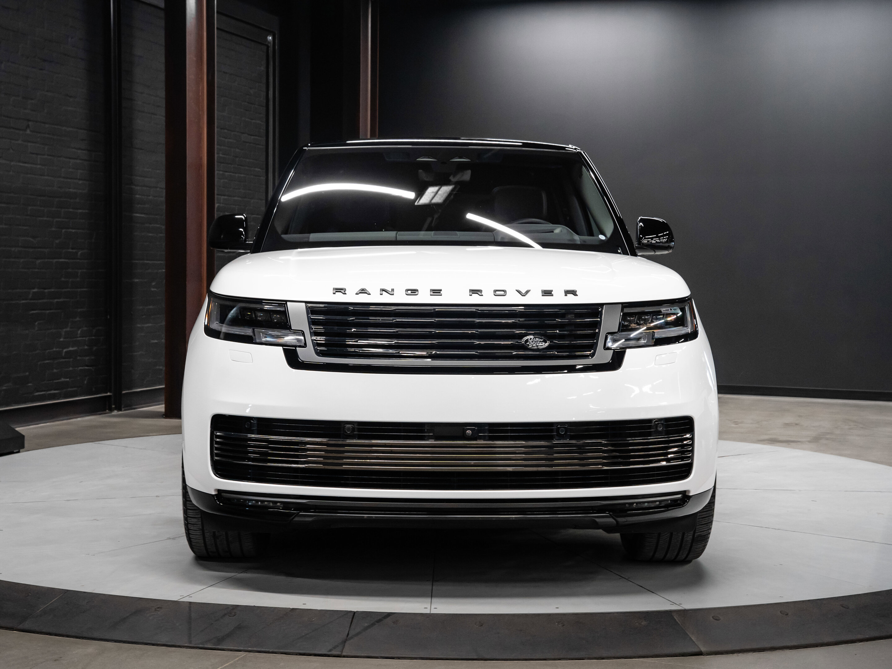 Land Rover Range Rover 2023