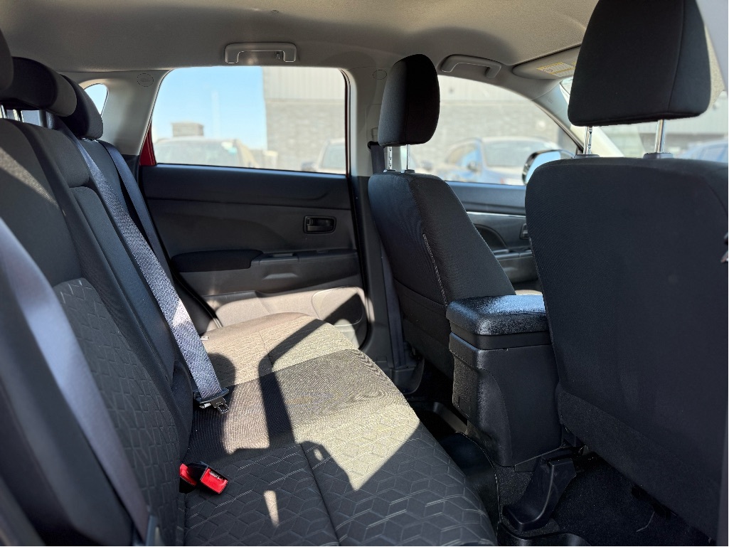 Mitsubishi RVR 2024