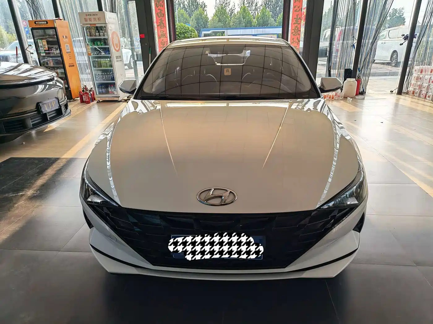 Hyundai Elantra 2024