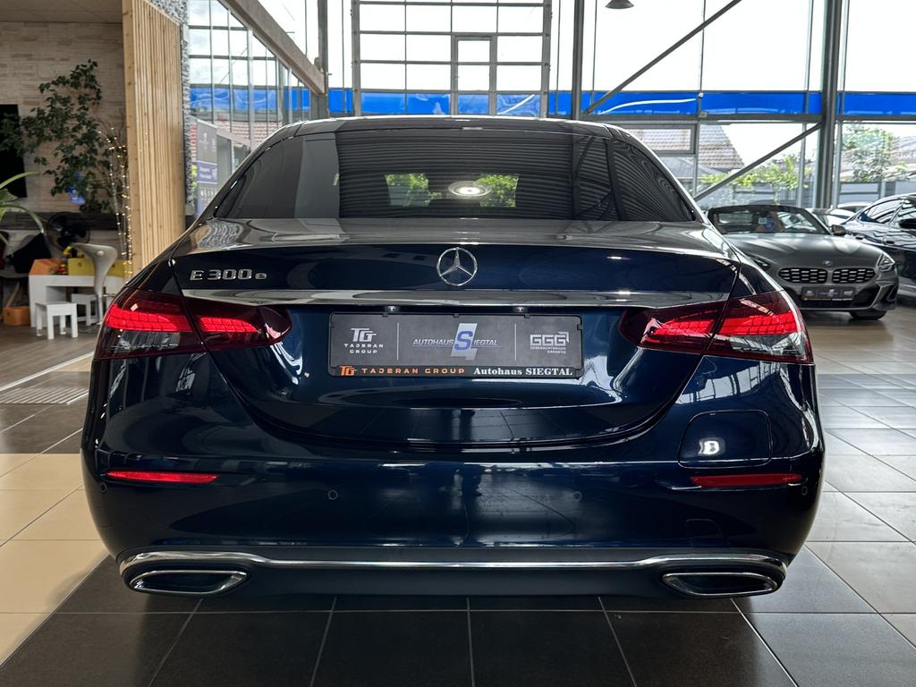 Mercedes-Benz E 300 2022