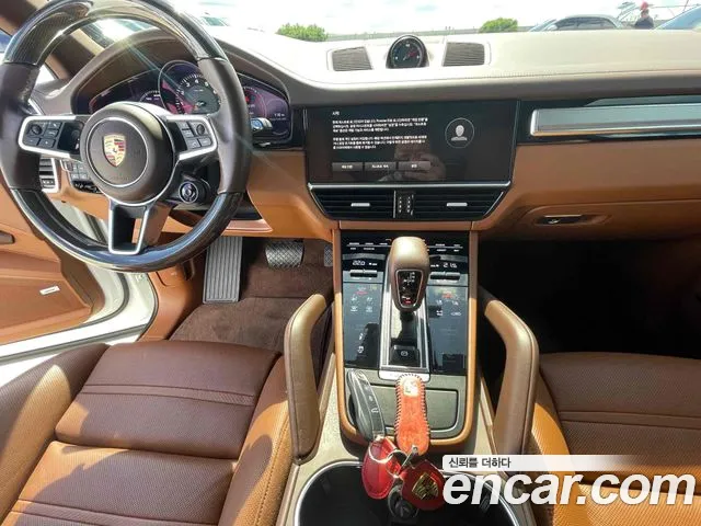 Porsche Cayenne 2022