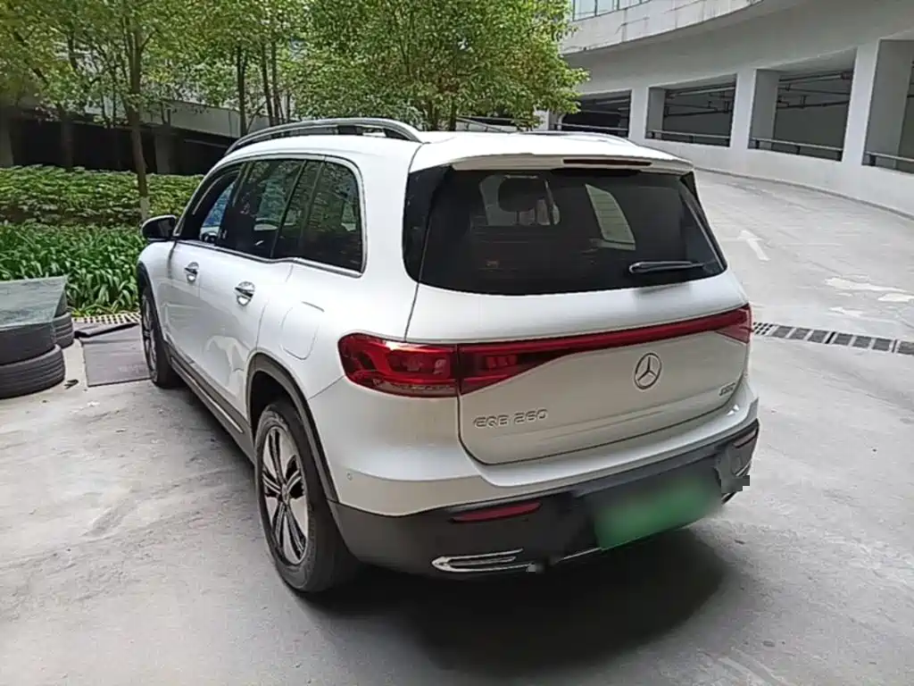 Mercedes-Benz EQB 2024