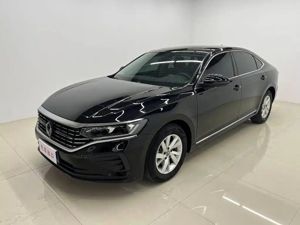 Volkswagen Passat 2023