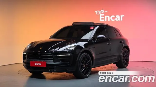 Porsche Macan 2022