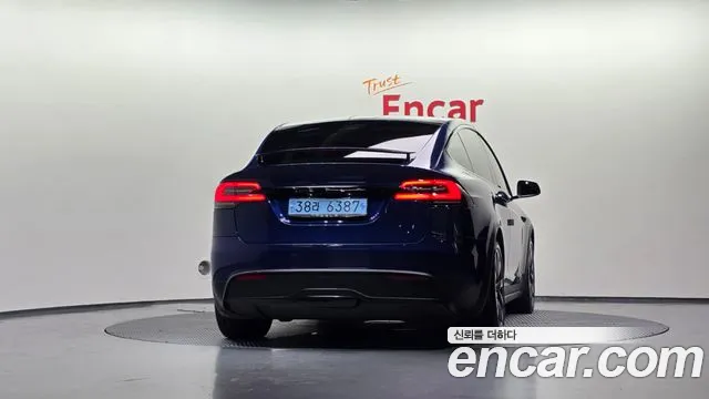 Tesla Model X 2023