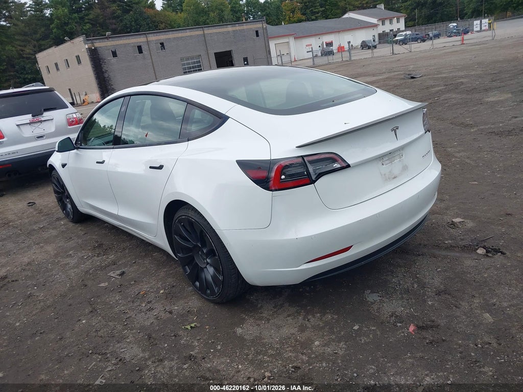 Tesla Model 3 2022