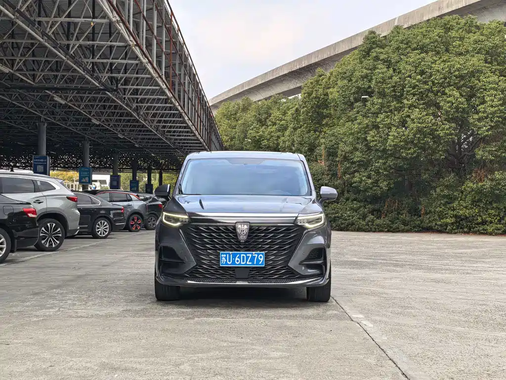 Roewe iMAX8 2022