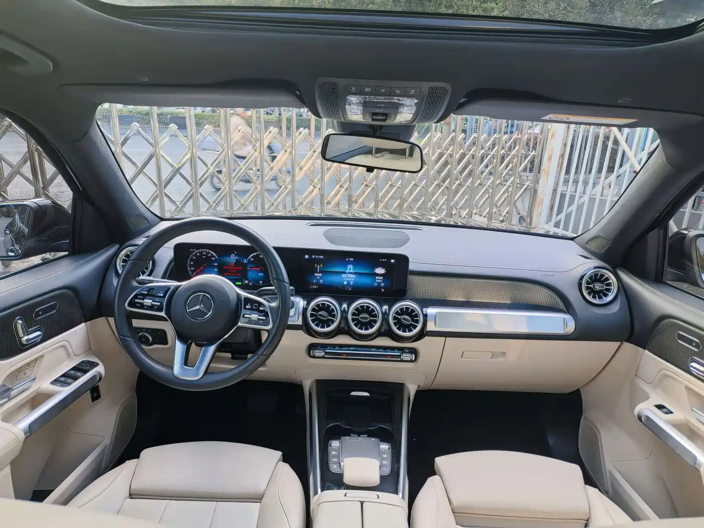 Mercedes-Benz EQB 2022