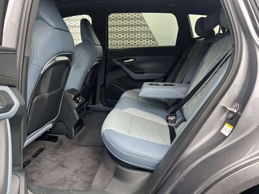 Audi e-tron 2026