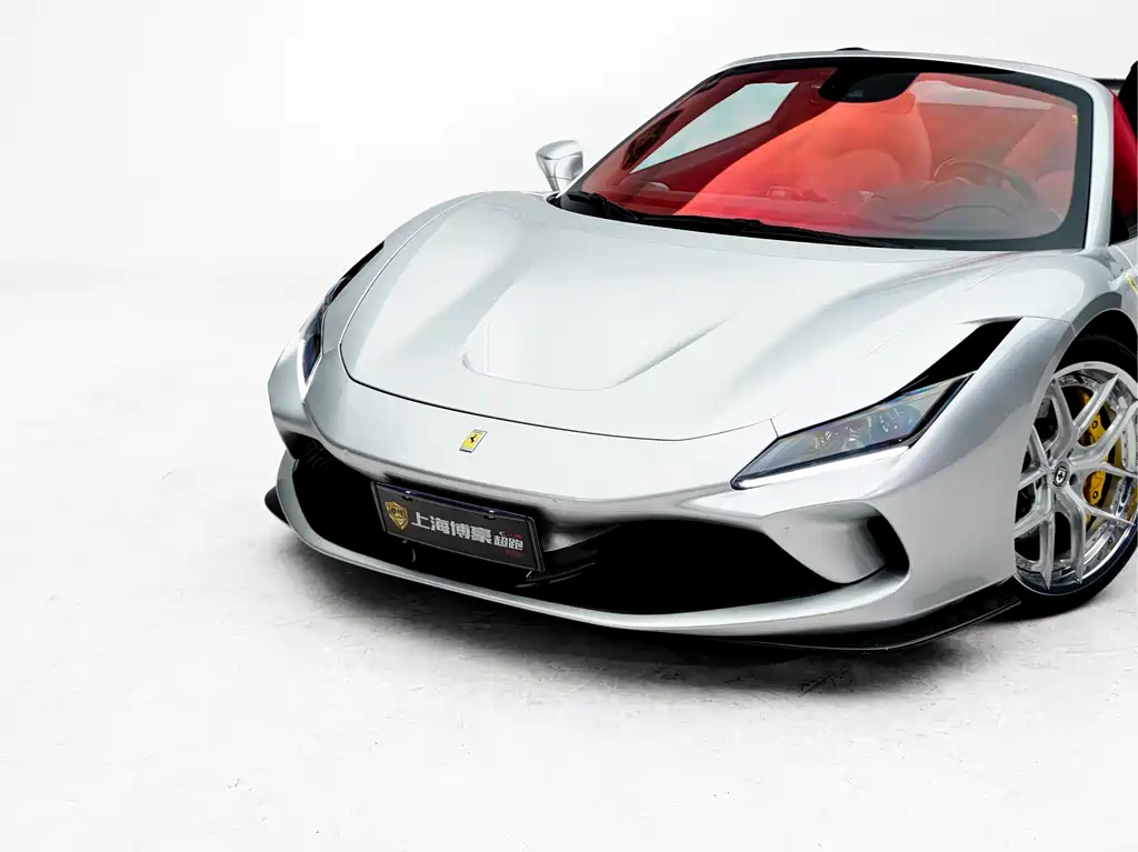 Ferrari F8 2022
