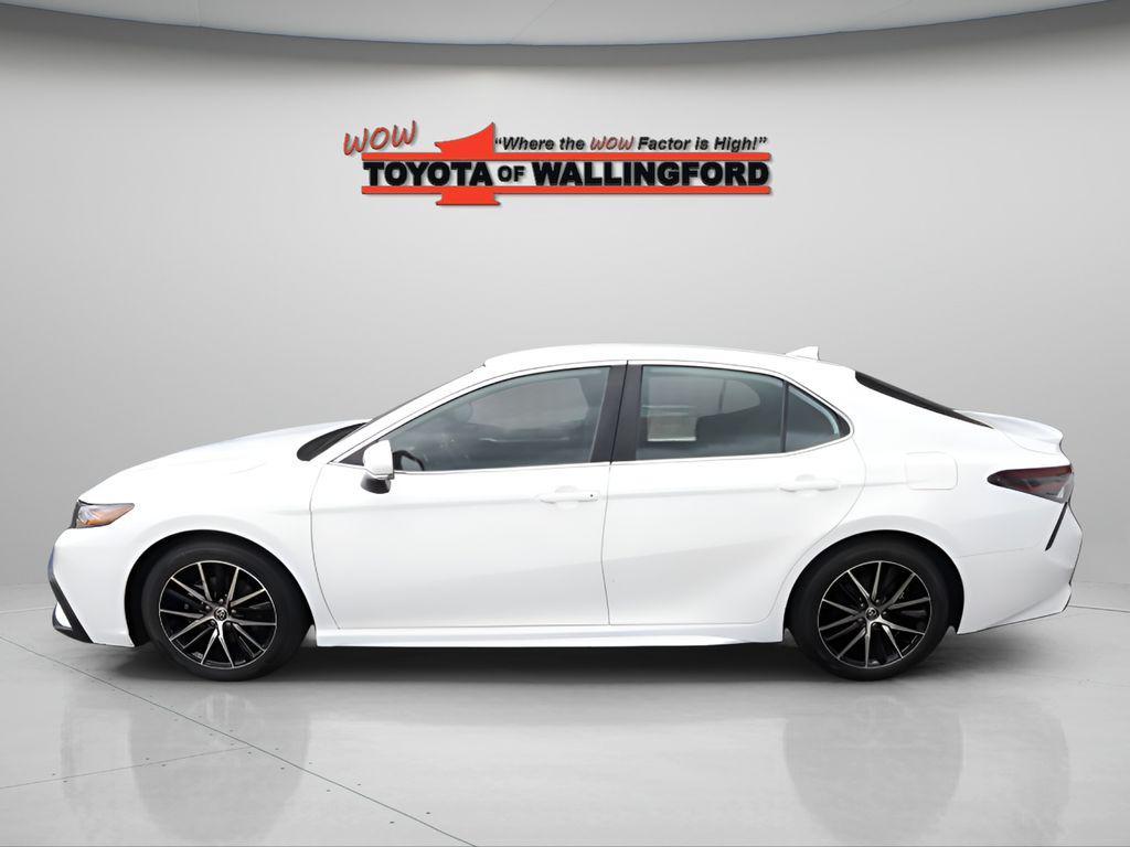 Toyota Camry 2023