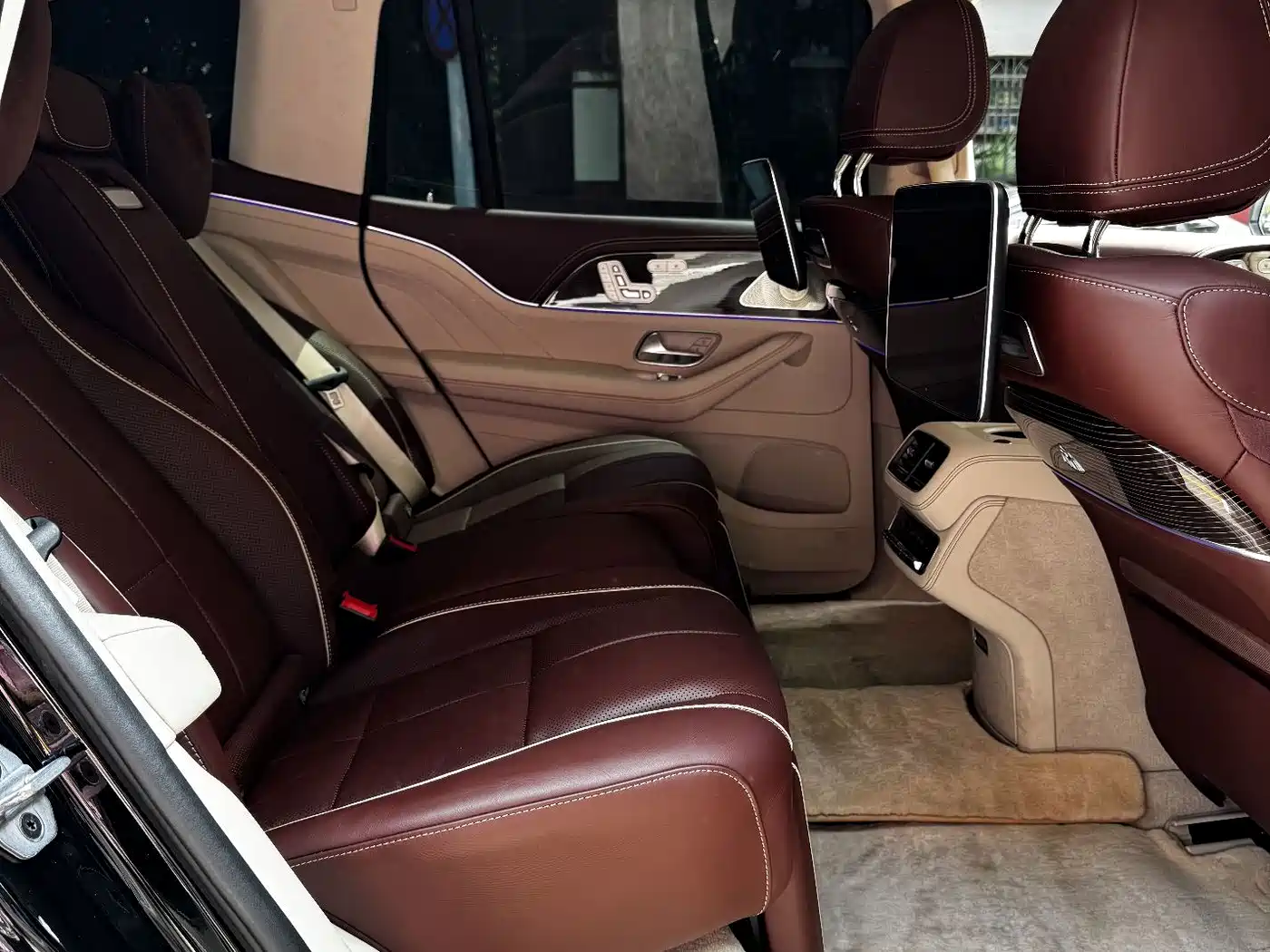 Mercedes-Benz Maybach GLS 2023