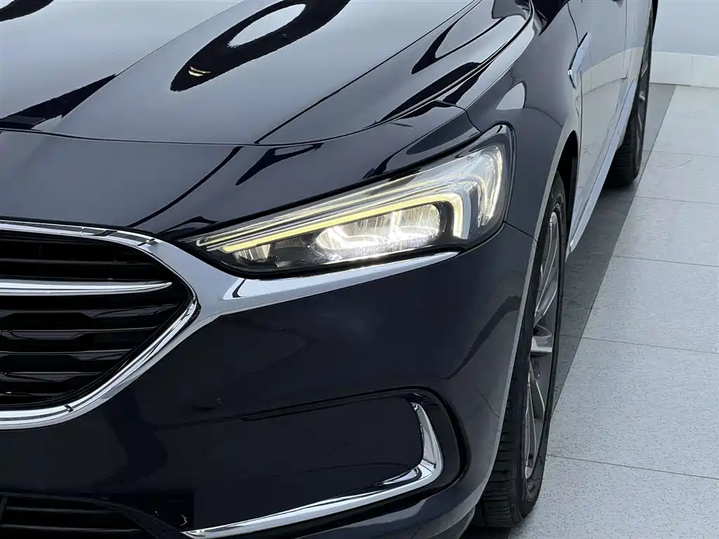 Buick LaCrosse 2021