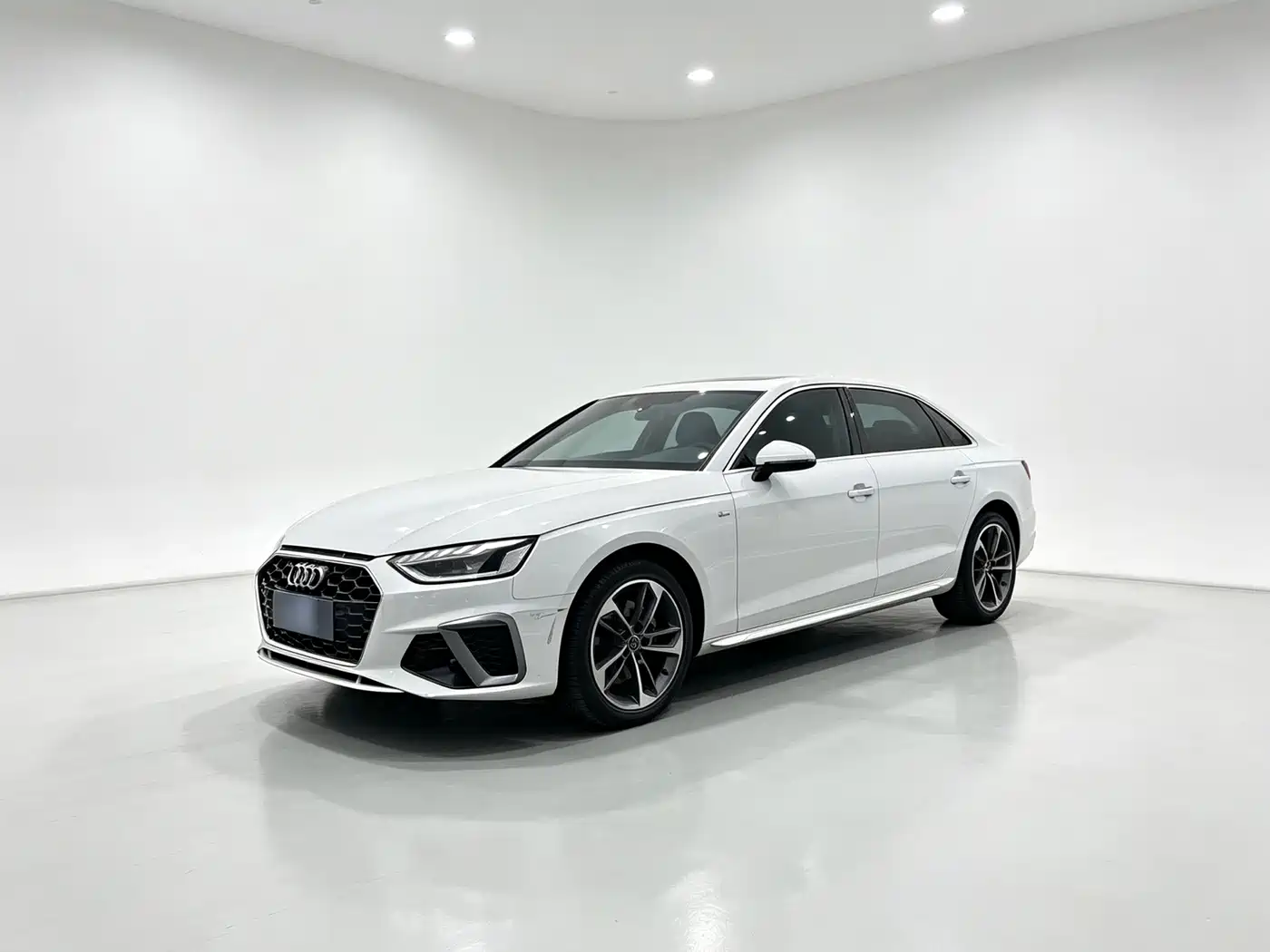 Audi A4 2023
