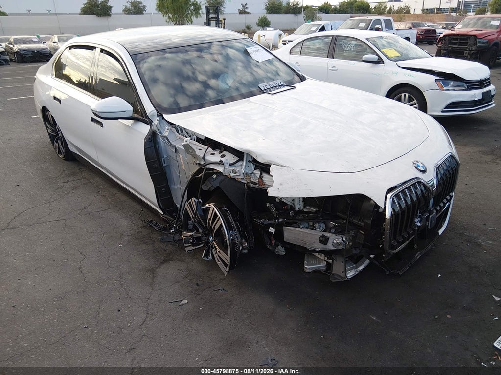BMW 740 2026