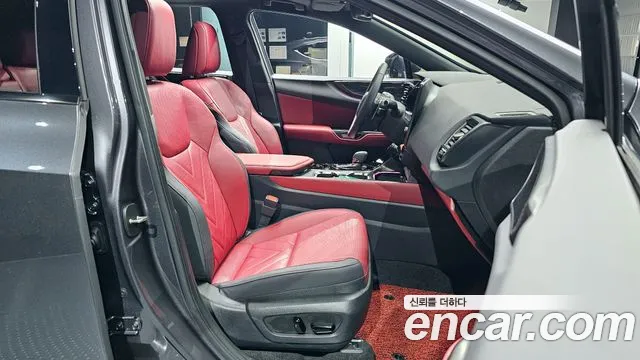 Lexus NX 2024