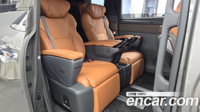 Toyota Alphard 2025