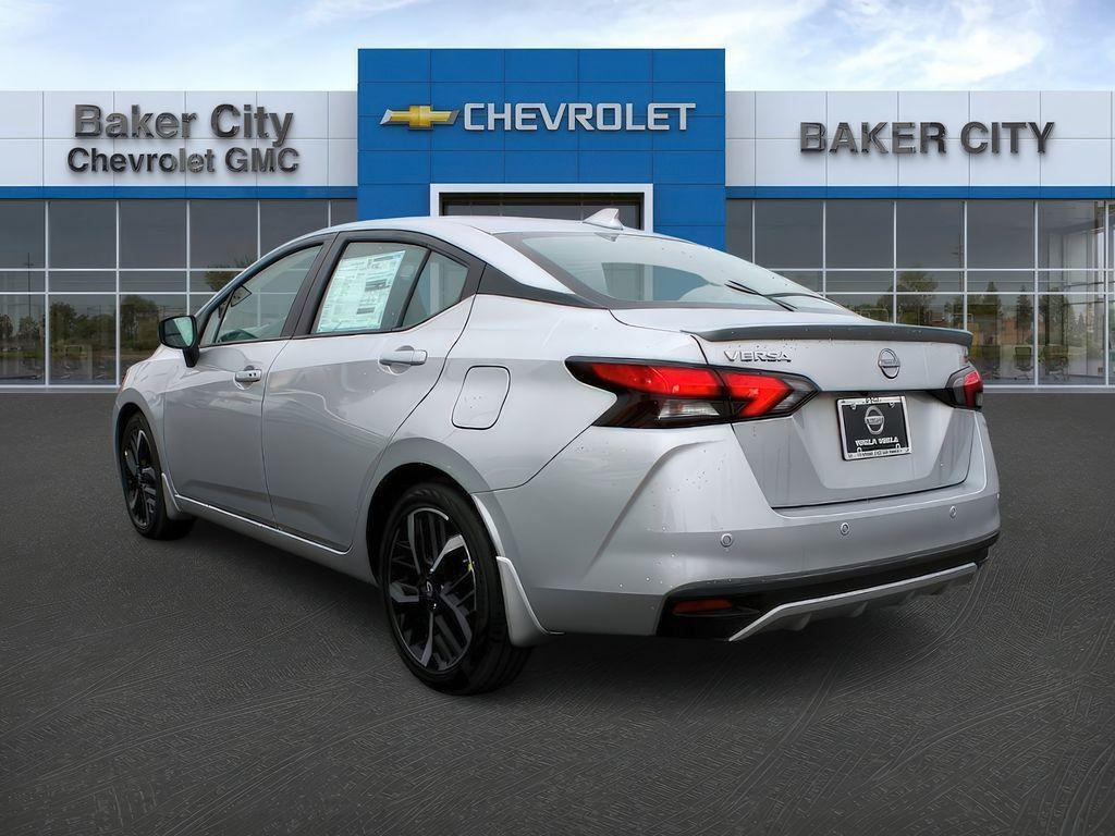Nissan Versa 2025