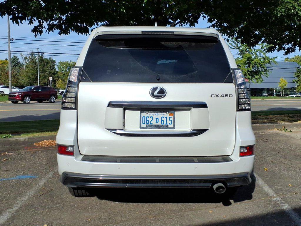 Lexus GX 2023