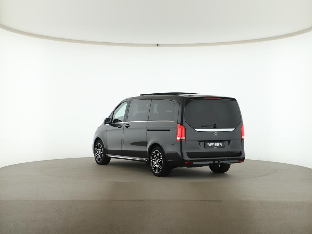 Mercedes-Benz V 300 2023